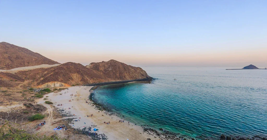 Khorfakkan Hidden Beach (Near Shark Island Viewpoint) Arab1ae