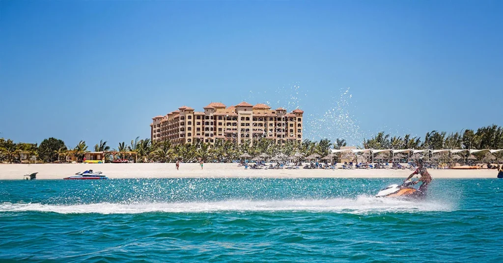 Khuzam Beach (Low Traffic Area) Arab1ae