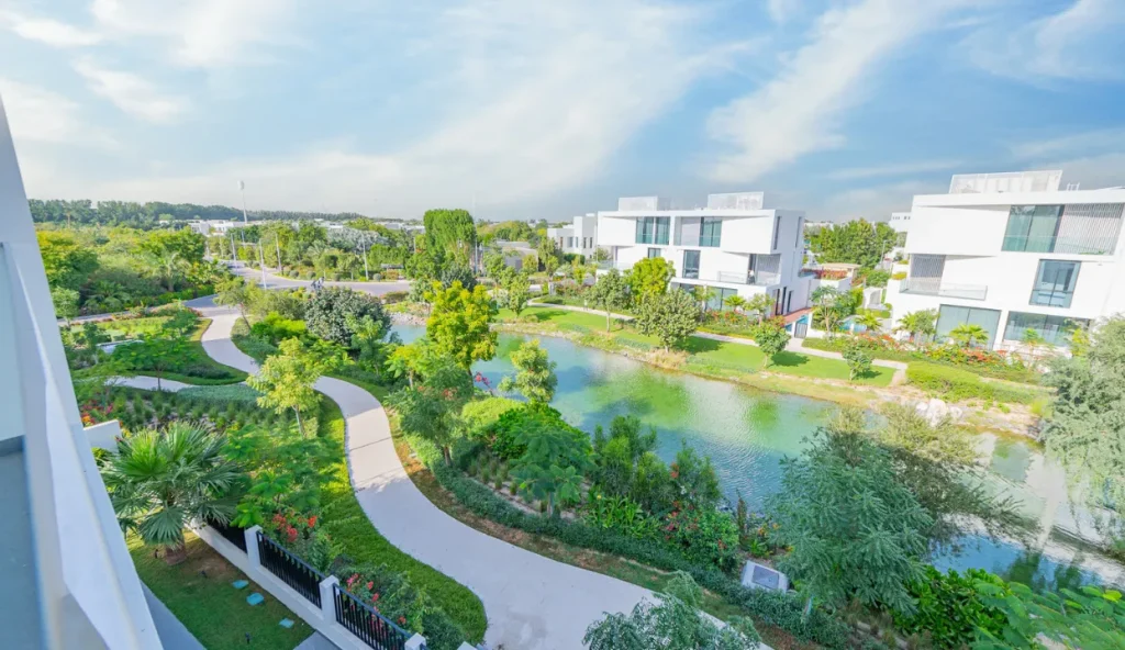 Al Barari Green Pathways