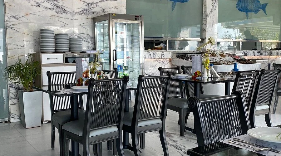 Asmak AlBahar Fish Restaurant fujairah arab1