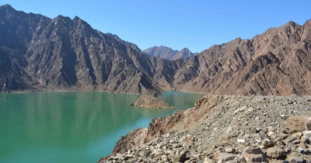 Hiking & Picnics at Wadi Shawka Arab1ae