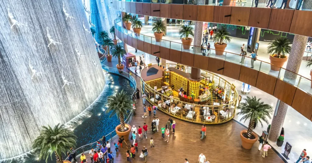 Turn Dubai Mall into an “experiences” visit (not just shopping) Arab1