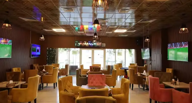 alhan cafe ajman arab1