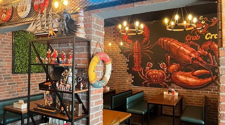 crab and crak restaurant UAQ arab1