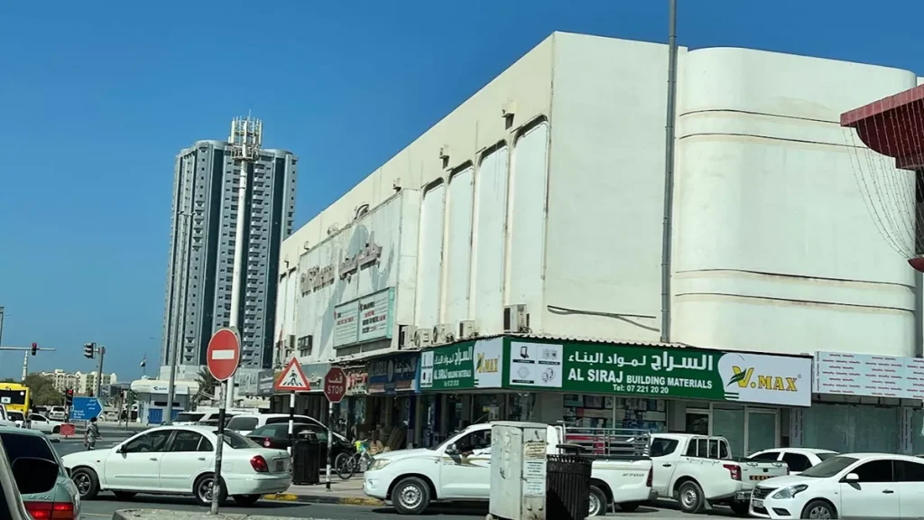 gulf mall ajman arab1