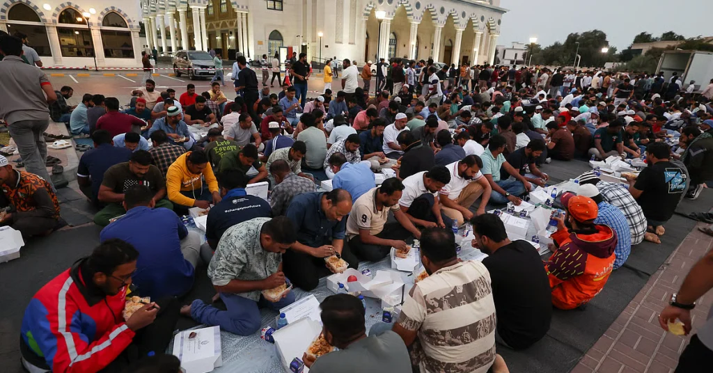 Practical Tips for Residents and Expats in Ramadan 2026 uae arab1.ae
