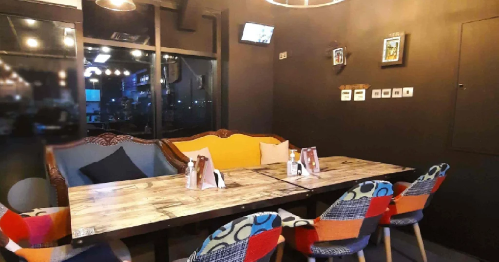 Brews & Co Cafe Ras Al Khaimah arab1 ae